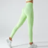Wholesale Seamless Butt Lifting Fitness Leggings Yoga Apparel Wholesale design gym clothes