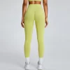 Wholesale Seamless Butt Lifting Fitness Leggings Yoga Apparel Wholesale design gym clothes