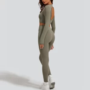Custom Long Sleeve Workout Gym Wear with Open Back activewear wholesale apparel athletic clothing manufacturers usa hot yoga sets