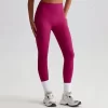 Athletic Clothing Manufacturer Private Label No Front Seam Yoga Pants high quality leggings wholesale custom made workout clothes