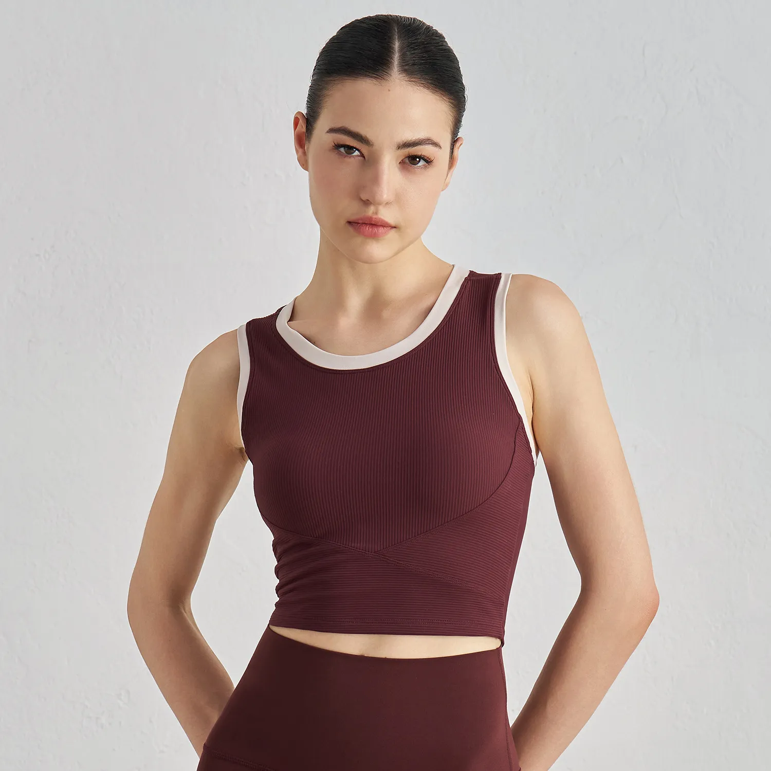 Threaded Fabric Personalised Workout Tanks Athletic Tank Tops Suppliers