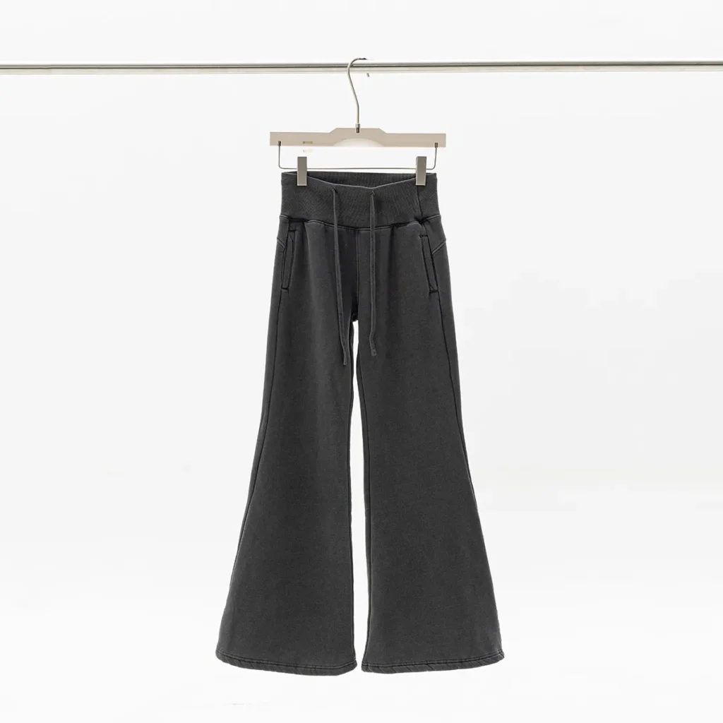 What is Sportswear in Fashion Yoga Flared Pants with Drawstring Sportswear Clothing Manufacturer