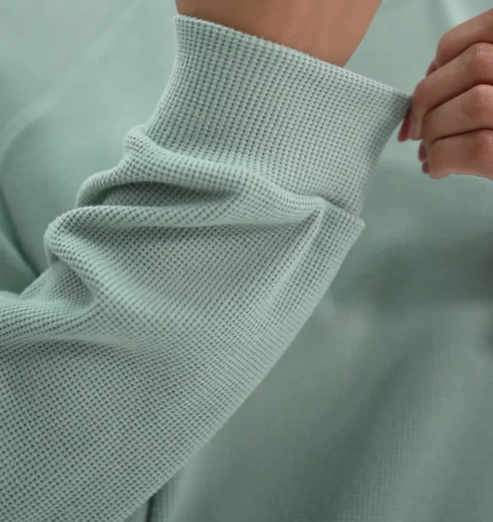 Round Collar Sweatshirt Spark Clothing Athletic Clothing Wholesale
