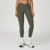 Yoga Pants vs Flare Leggings Wholesale Active Wear Yoga Leggings Manufacturers