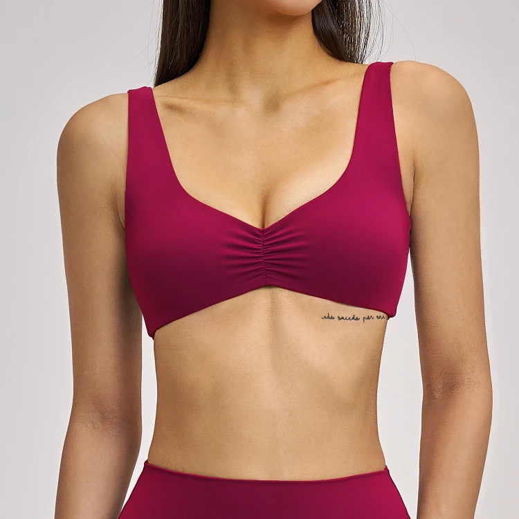 Regular Bra Vs Sports Bra Private Label Activewear Manufacturer AQ Sport Fashion Wear Wholesale