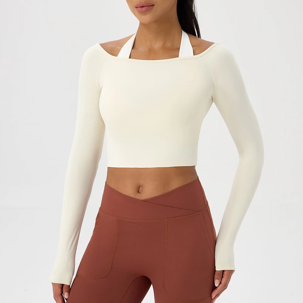 China Sports Apparel Branded Sports Tops Athletic Wear Manufacturers