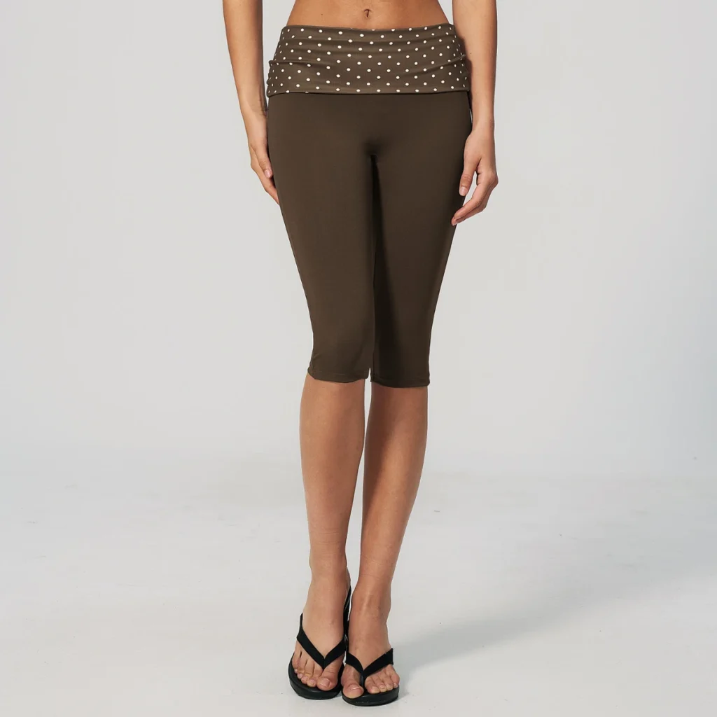 High-Quality Women's Activewear Wholesale Yoga Capri Leggings Supplier